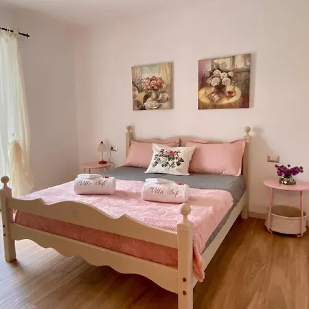 Sofi Apartament *